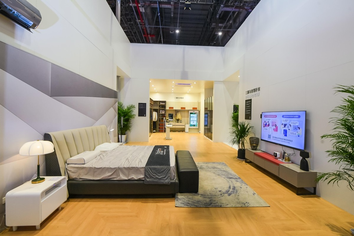 单店、单月73户局改!三翼鸟体验中心“按户”卖出新增长