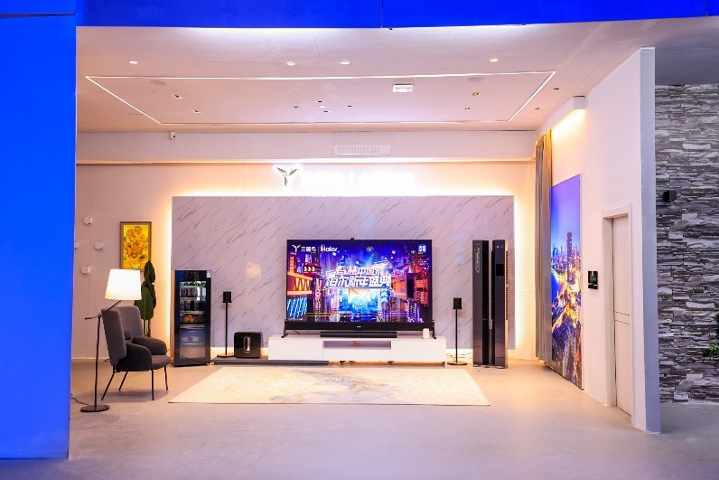 过去找管家打理家,现在用海尔智家大脑屏管全家