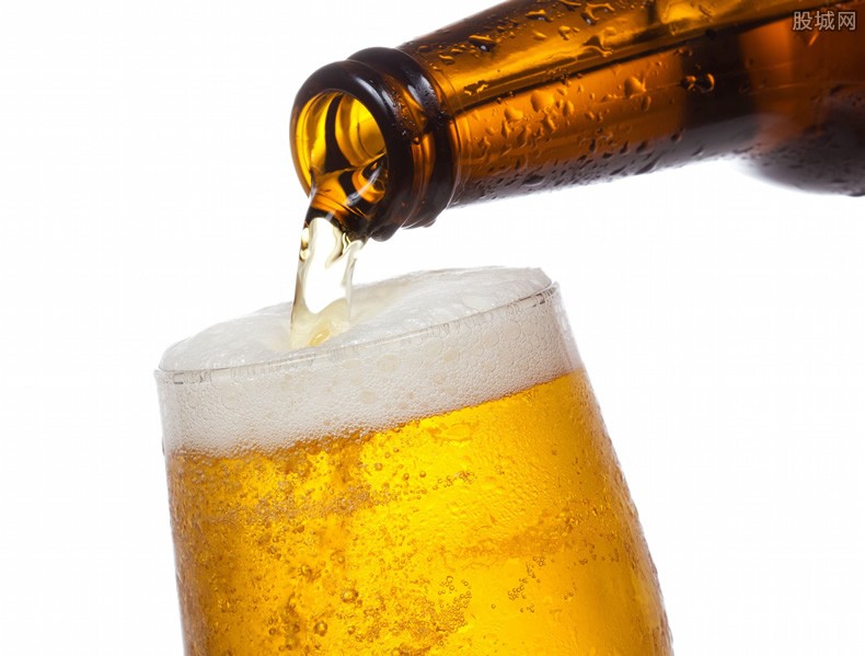 喝啤酒对人体有害