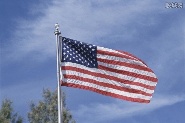 美国19岁少年直播随机枪杀路人