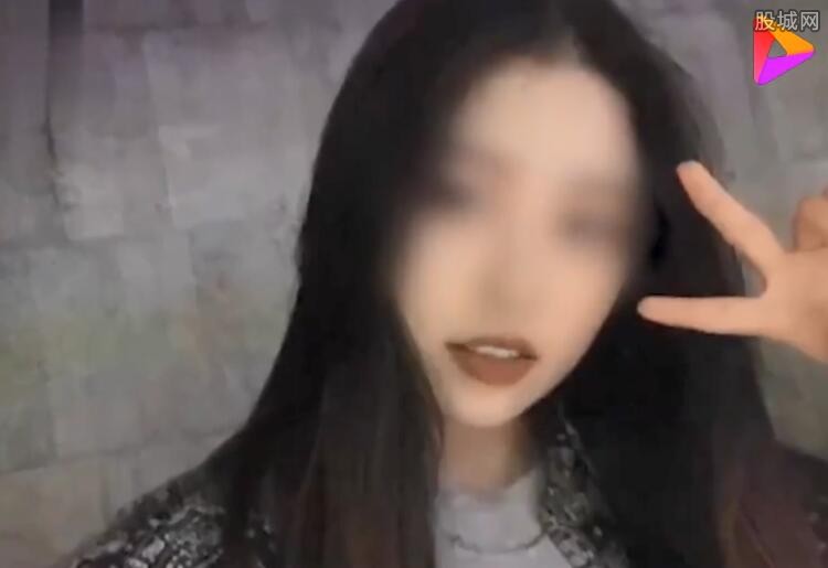 女生李某月被害