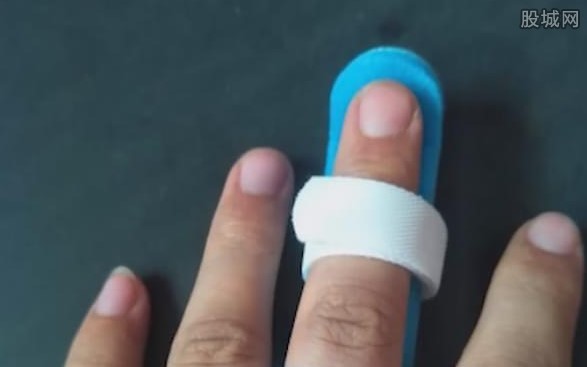 男子出车祸600私了6天后大出血死亡，该如何处理